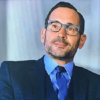 Gregory Zarian Biography