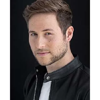 Griffin Burns - Age, Bio, Birthdate, Family, Networth & More