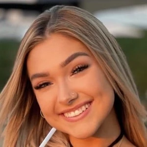 Chané Grobler - Age, Wiki, Birthdate, Bio, Networth, Family & More