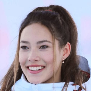 Eileen Gu Biography