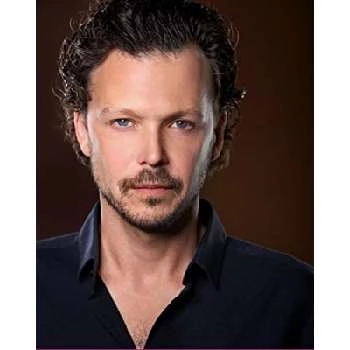 Guilherme Berenguer - Networth, Bio, Birthdate, Age, Family & More