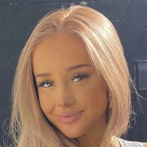 Brynhildur Gunnlaugs - Age, Height, Birthdate, Bio, Family, Networth & More