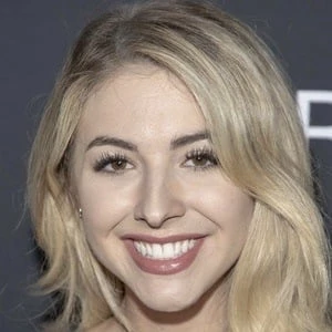 Gigi Gustin - Networth, Bio, Wiki, Family, Birthday, Networth & More