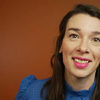 Gwendolyn Collins - Age, Bio, Birthdate, Family, Networth & More