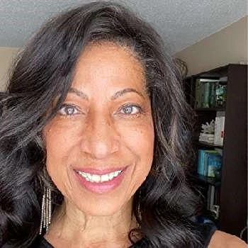 Gwendolyn Oliver - Age, Bio, Birthdate, Family, Networth & More