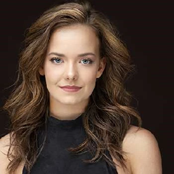 Hailey Rose Walsh - Age, Bio, Birthdate, Family, Networth & More