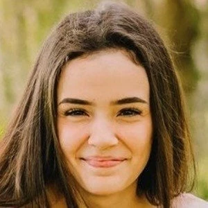 Elizabeth Hale - Age, Bio, Birthdate, Family, Networth & More