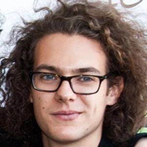 Bob Hall - Age, WIki, Birthday, Family, Networth & More