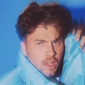 Nick Hall Biography