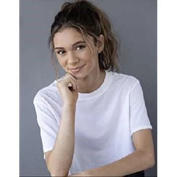 Halle Dolce - Age, Bio, Birthdate, Family, Networth & More