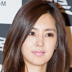 Han Chae-ah Biography