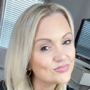Tiania Haneline Biography