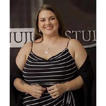 Hanna Preuss - Age, Bio, Birthdate, Family, Networth & More