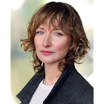 Hannah Bourne - Age, Bio, Birthdate, Family, Networth & More