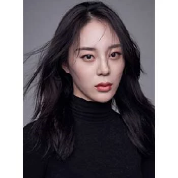 Hannah Hwang - Biography, Birthdate, Family, Networth & More