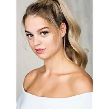 Hannah Krostewitz - Age, Bio, Birthdate, Family, Networth & More