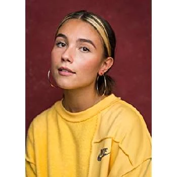 Hannah Mciver - Age, Bio, Birthdate, Family, Networth & More