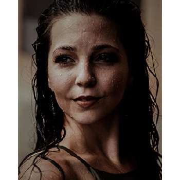 Hannah Ray Teal Biography