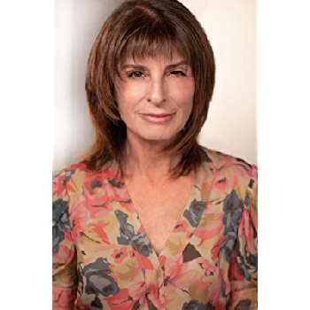 Hannah Sussman - Age, Bio, Birthdate, Family, Networth & More