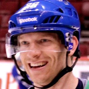 Jannik Hansen - Family, Bio, Birthdate,Age, Networth , Wiki& More