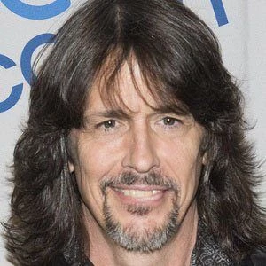 Kelly Hansen Biography