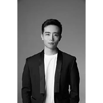 Hao Zheng - Age, Bio, Birthdate, Family, Networth & More