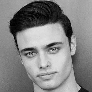 Matt Harnacke - Birthday, Bio, Wiki, Family, Networth & More