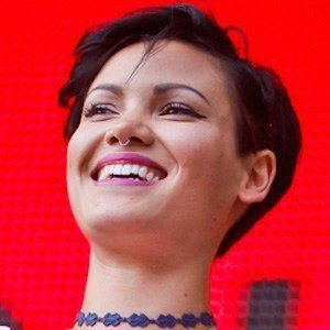Sinead Harnett - Wiki, Bio, Birthdate, Networth, Family & More