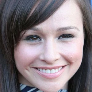 Danielle Harris - Age, Bio, Birthdate, Family, Networth & More