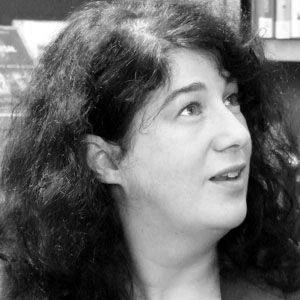 Joanne Harris - Networth, Biography, Birthdate, Family & More