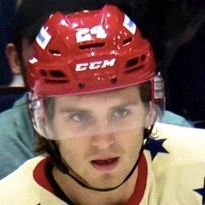 Ryan Hartman - Networth, Bio, Birthdate, Age, Family & More