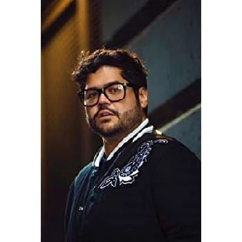 Harvey Guillén Biography