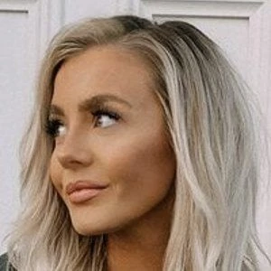 Samantha Harvey Biography