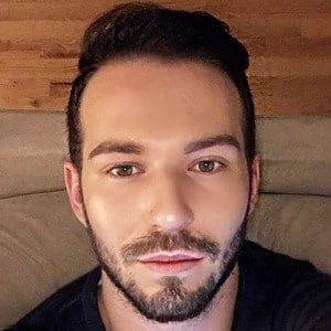 AJ Hastings - Age, Wiki, Birthdate, Bio, Networth, Family & More