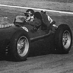 Mike Hawthorn - Birthday, Bio, Wiki, Family, Networth & More