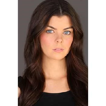 Hayley Win Hunt - Age, Bio, Birthdate, Family, Networth & More