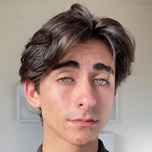 Jake Hayward - Birthplace, Bio, Wiki, Birthday, Family, Networth & More