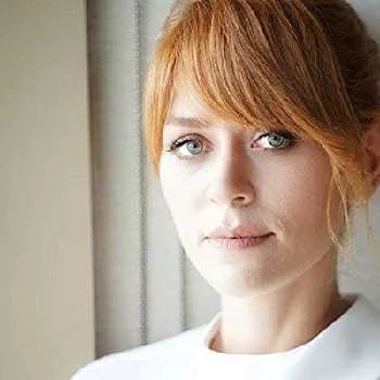 Hazal Türesan - Networth, Bio, Birthdate, Age, Family & More