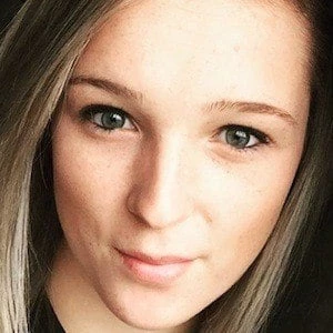 Cierra Healey - Family, Bio, Birthdate,Age, Networth , Wiki& More