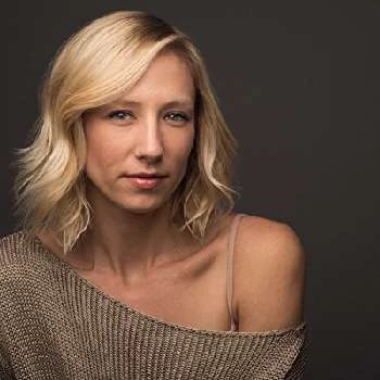 Heather Lang - Age, Bio, Birthdate, Family, Networth & More