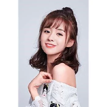 Hehuizi Zheng - Age, Bio, Birthdate, Family, Networth & More