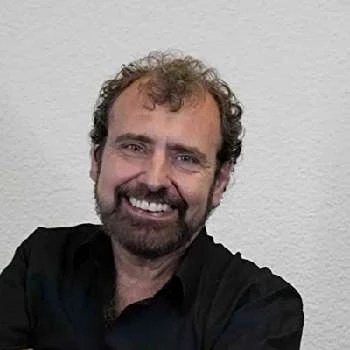 Hélcio Henriques - Age, Bio, Birthdate, Family, Networth & More