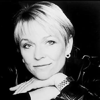 Helen Fielding Biography