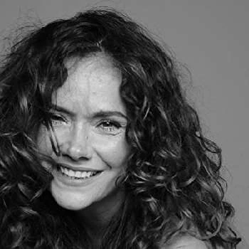 Helena Laureano - Family, Bio, Birthday, Family, Income & More