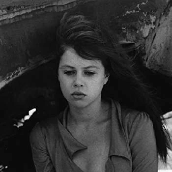 Helga Anders Biography