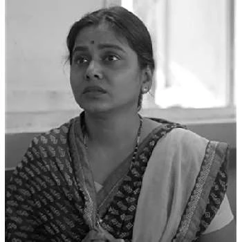 Hemangi Kavi - Age, Bio, Birthdate, Family, Networth & More