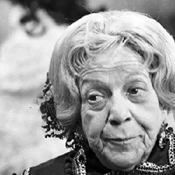 Henriqueta Brieba - Family, Bio, Wiki, Dat of Birth, Networth & More