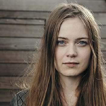 Hera Hilmar - Networth, Bio, Wiki, Family, Birthday, Networth & More