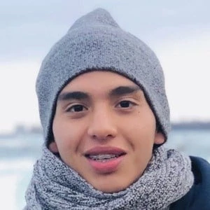 Osvaldo Hernandez - Networth, Biography, Birthdate, Family & More