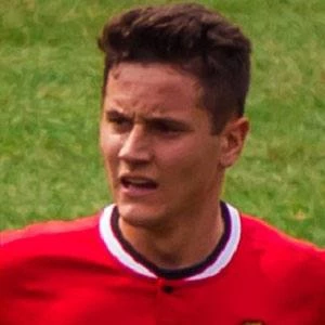 Ander Herrera - Parents, Networth, Bio, Birthdate, Family Wiki & More